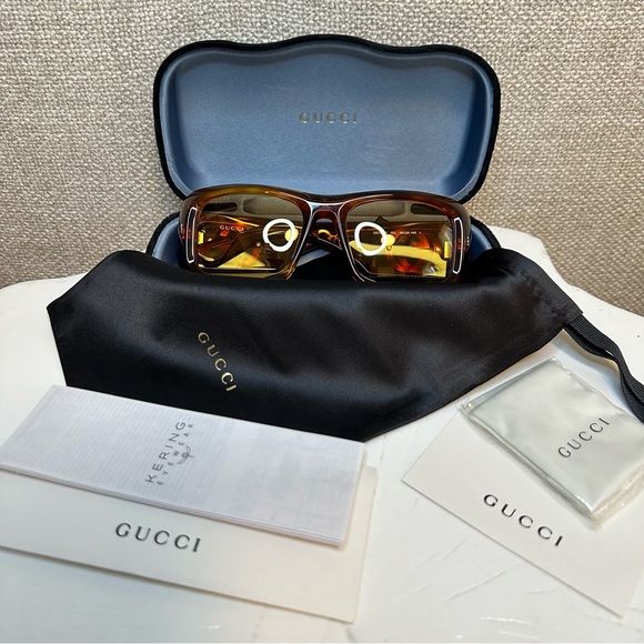 New! Authentic Gucci Sunglasses - Picture 10 of 13